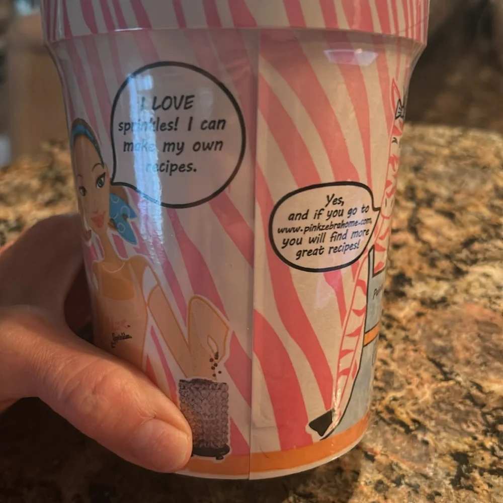 Pink Zebra Sprinkles 16 oz. - Picture 3 of 5